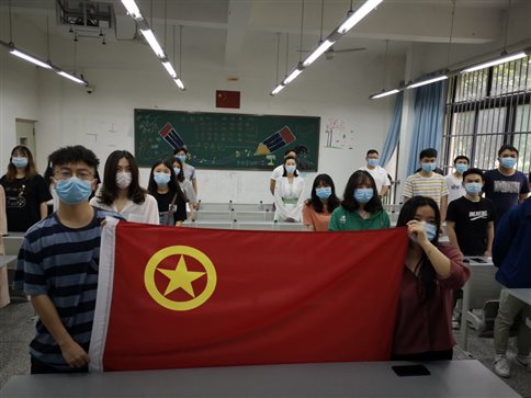 F:照片铁职院信号17T2班0.5开学第一堂团课IMG_20200525_151011.jpg