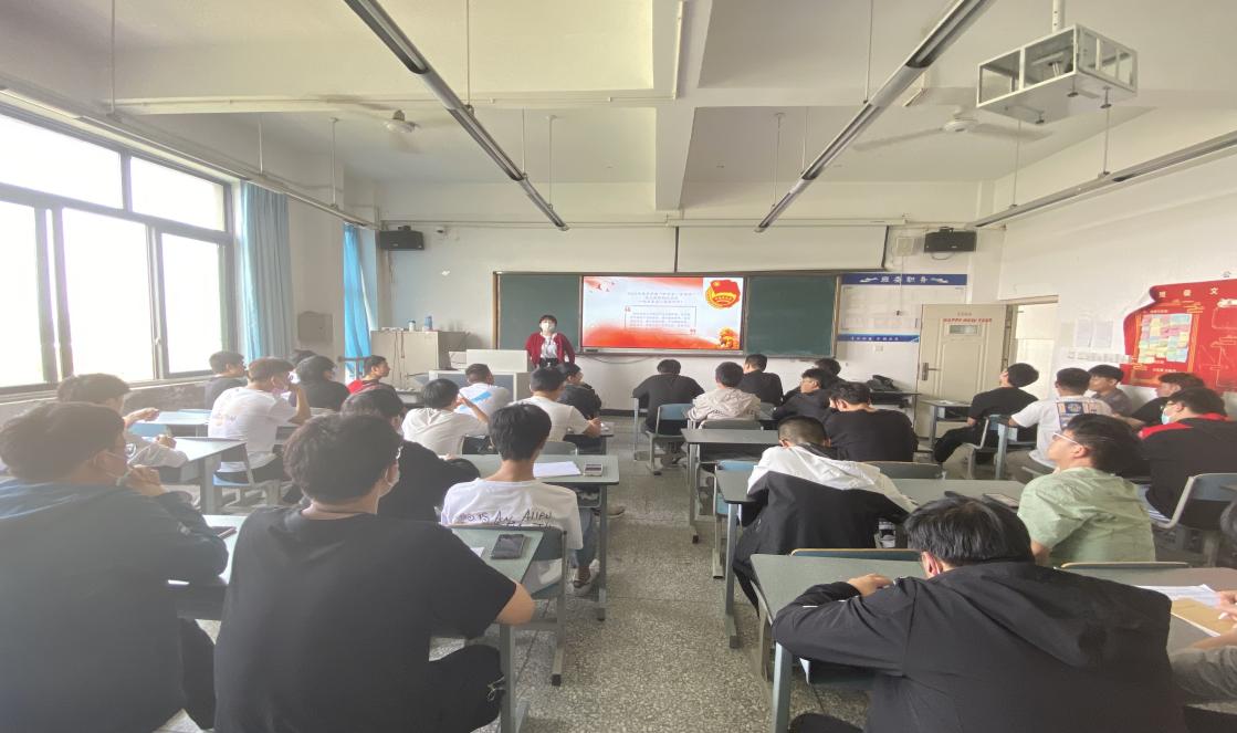 两会3.jpg