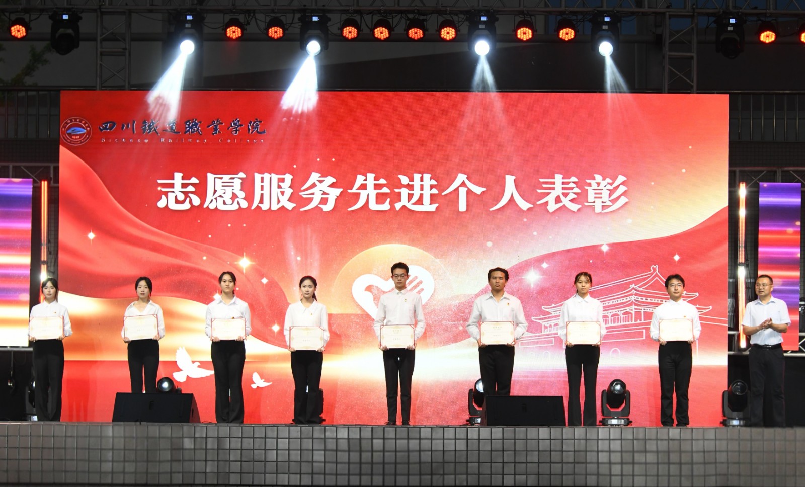 图9.jpg